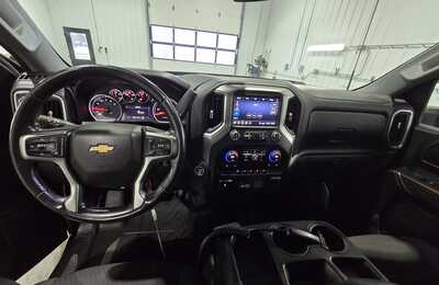 2020 Chevrolet 2500 Reg Cab, $37995. Photo 8