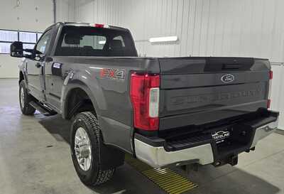 2017 Ford F350 Reg Cab, $32495. Photo 6