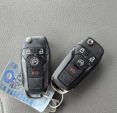 2017 Ford F350 Reg Cab, $32495. Photo 10