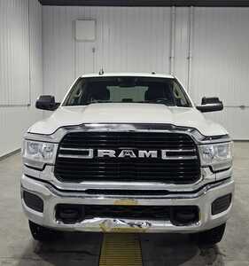 2019 RAM 3500 Crew Cab, $28995. Photo 3