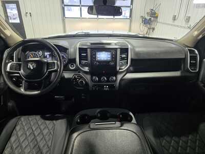 2019 RAM 3500 Crew Cab, $28995. Photo 9