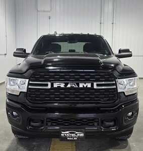 2022 RAM 2500 Crew Cab, $35695. Photo 3