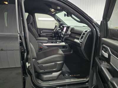 2022 RAM 2500 Crew Cab, $35695. Photo 9