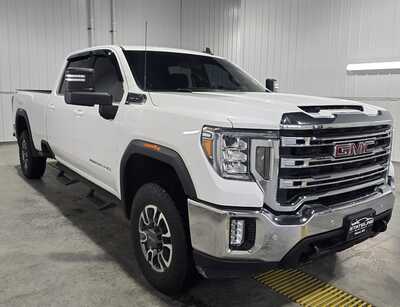 2023 GMC 3500 Crew Cab, $38995. Photo 4