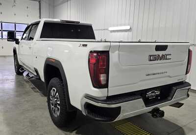 2023 GMC 3500 Crew Cab, $38995. Photo 6