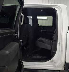 2023 GMC 3500 Crew Cab, $38995. Photo 8