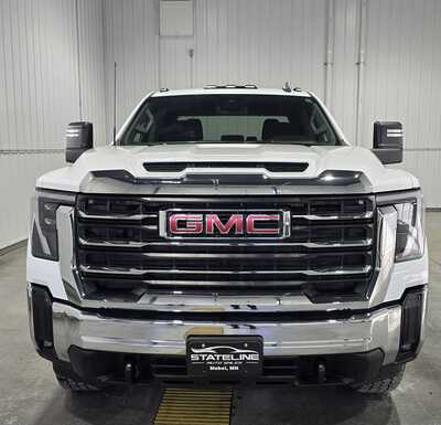2024 GMC 3500 Crew Cab, $55295. Photo 3