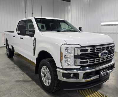 2024 Ford F350 Crew Cab, $51995. Photo 4