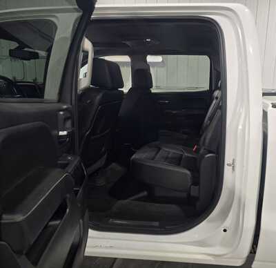2015 GMC 3500 Crew Cab, $31495. Photo 8