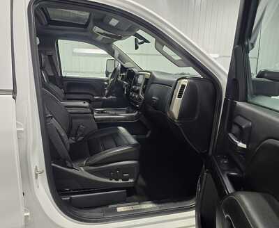 2015 GMC 3500 Crew Cab, $31495. Photo 9