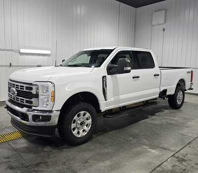 2024 Ford F350 Crew Cab, $49995. Photo 2