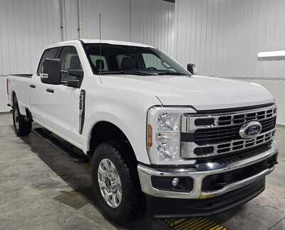 2024 Ford F350 Crew Cab, $49995. Photo 4