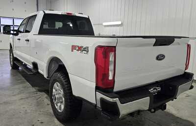 2024 Ford F350 Crew Cab, $49995. Photo 6