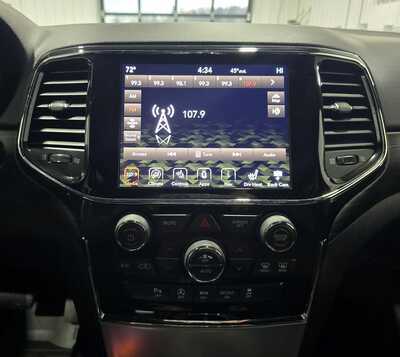 2021 Jeep Grand Cherokee, $24595. Photo 10