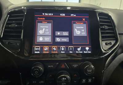 2021 Jeep Grand Cherokee, $24595. Photo 12