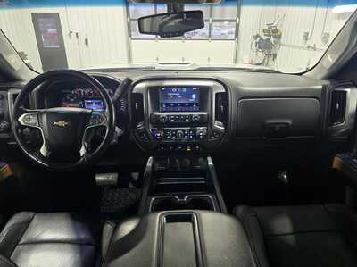 2015 Chevrolet 2500 Crew Cab, $28995. Photo 10