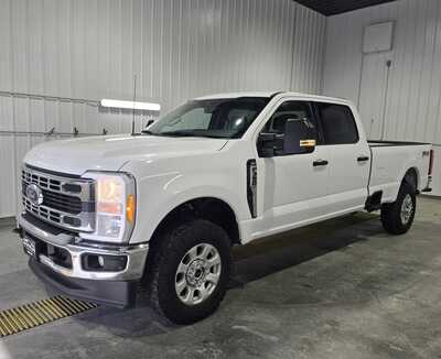 2023 Ford F350 Crew Cab, $44995. Photo 2