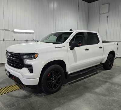 2022 Chevrolet 1500 Crew Cab, $33595. Photo 2