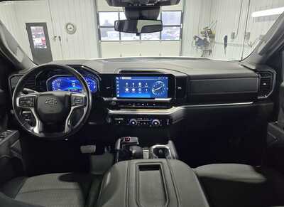 2022 Chevrolet 1500 Crew Cab, $33595. Photo 10