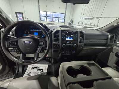 2017 Ford F350 Crew Cab, $30595. Photo 9