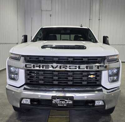 2020 Chevrolet 2500 Crew Cab, $29595. Photo 3