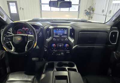 2020 Chevrolet 2500 Crew Cab, $29595. Photo 9