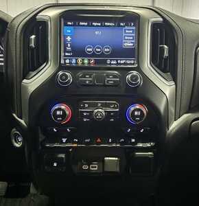 2020 Chevrolet 2500 Crew Cab, $29595. Photo 10