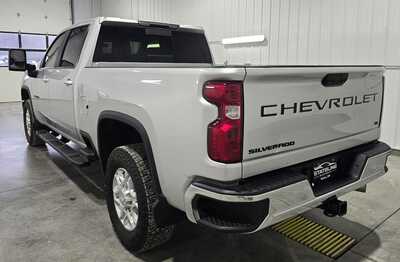 2020 Chevrolet 2500 Crew Cab, $38495. Photo 6