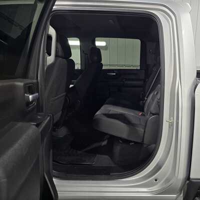 2020 Chevrolet 2500 Crew Cab, $38495. Photo 8