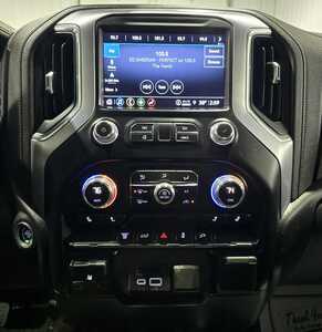 2022 GMC 3500 Crew Cab, $37495. Photo 11