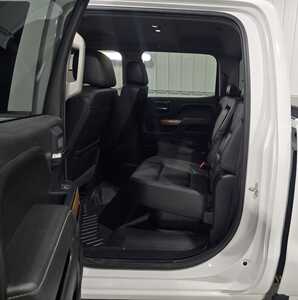 2017 Chevrolet 3500 Crew Cab, $33995. Photo 9