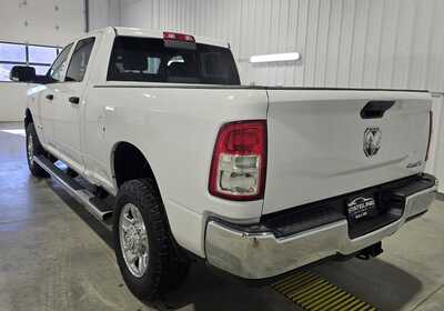 2020 RAM 3500 Crew Cab, $30495. Photo 6