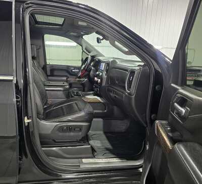 2020 GMC 3500 Crew Cab, $39995. Photo 8