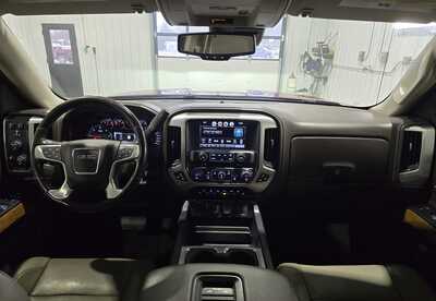 2018 GMC 1500 Crew Cab, $23995. Photo 10