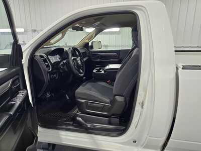 2020 RAM 3500 Reg Cab, $28795. Photo 7
