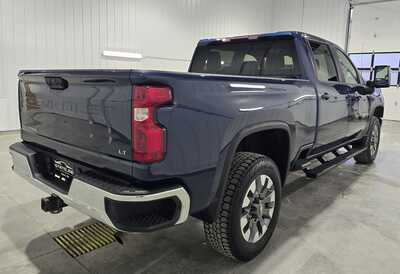 2021 Chevrolet 3500 Crew Cab, $42995. Photo 5