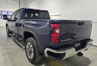 2021 Chevrolet 3500 Crew Cab, $42995. Photo 6