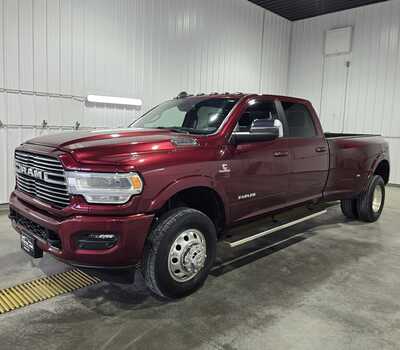 2020 RAM 3500 Crew Cab, $38995. Photo 2