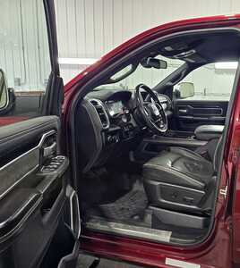 2020 RAM 3500 Crew Cab, $38995. Photo 7