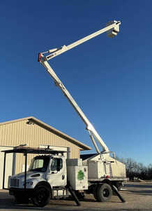 2013 Freightliner , $59995. Photo 7