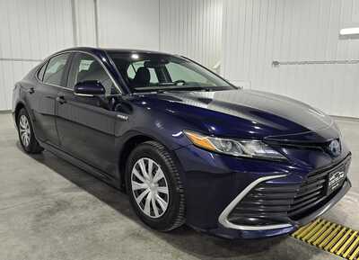 2021 Toyota Camry, $17795. Photo 4