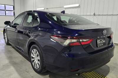 2021 Toyota Camry, $17795. Photo 6