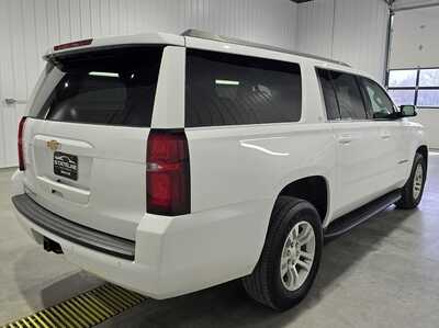 2018 Chevrolet Suburban, $13495. Photo 5