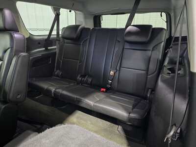 2018 Chevrolet Suburban, $13495. Photo 9