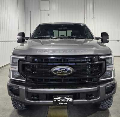 2022 Ford F350 Crew Cab, $58995. Photo 3