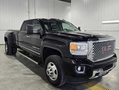 2015 GMC 3500 Crew Cab, $34295. Photo 4