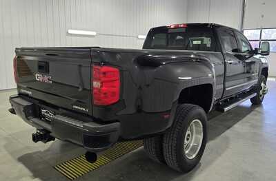 2015 GMC 3500 Crew Cab, $34295. Photo 5