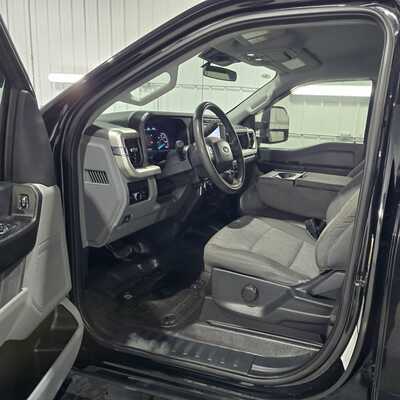 2023 Ford F250 Crew Cab, $41995. Photo 7