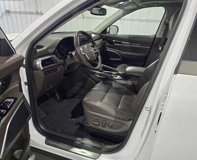 2021 Kia Telluride, $22495. Photo 7