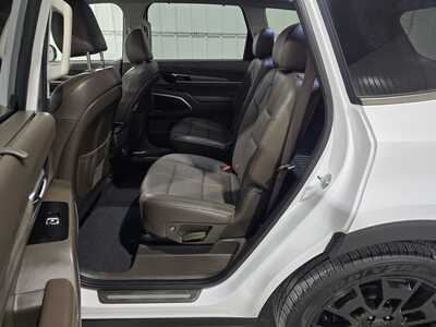 2021 Kia Telluride, $22495. Photo 9